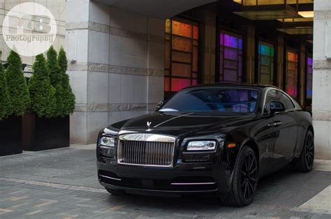 Drake's Black on Black Rolls-Royce Wraith - GTspirit