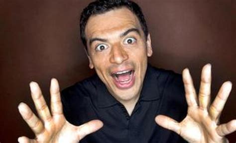 Comedian CARLOS MENCIA - Artvoice