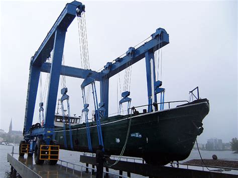 Mobile Boat Hoist | Boat Hoist Crane | Boat Travel Lift | Aicrane