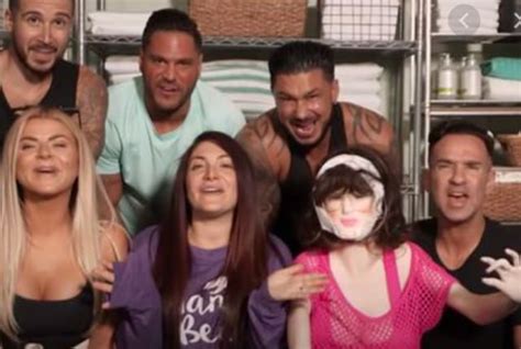 Watch Jersey Shore: Family Vacation Season 4 Episode 1 Online - TV Fanatic