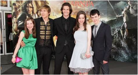 Anna Popplewell, William Moseley, Skandar Keynes, Ben Barnes, and Georgie Henley | Narnia ...