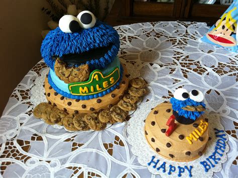 Cookie Monster Cakes – Decoration Ideas | Little Birthday Cakes