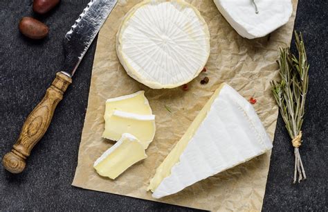 Camembert vs Brie: Understanding the Differences — Chef Denise