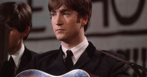 John Lennon's Guitar Sells for $2.4 Million at Auction | TIME