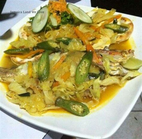 Delicious Steamed Fish with Okra and Crackers