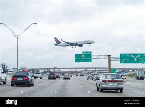 Fort Ft. Lauderdale Florida,Interstate 95,traffic,commercial airliner airplane plane aircraft ...