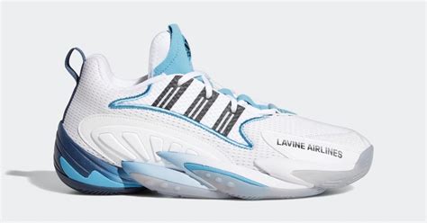 新聞分享 / LaVine Airline 啟航 adidas Crazy BYW 2.0 ‘Zach LaVine’ PE 出示的登機證也太 ...