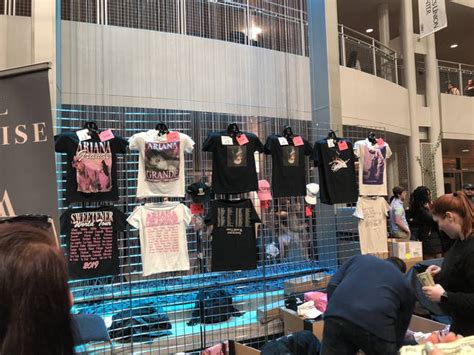 Ariana Grande Tour Merch: Clear Bags And Vintage T-Shirts Divide Fans - Capital