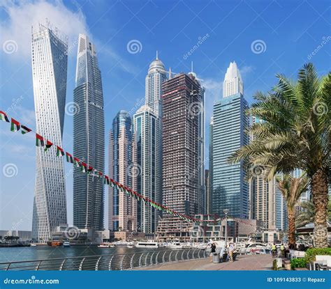 Futuristic Architecture in Marina of Dubai Editorial Stock Photo - Image of hotel, dubai: 109143833