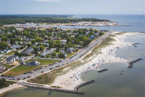 Cape Charles, VA Beach – child-friendly, free fishing pier, walk to town – Chesapeake Properties