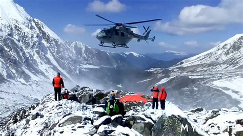 Mountain helicopter Rescue - YouTube