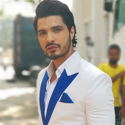 Top 20 Handsome Zee World Actors Female Fans Drool Over - Glamtush