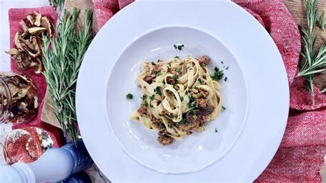 Gino D'Acampo's tagliatelle with sausage, rosemary and porcini | Pasta dishes, Tagliatelle, How ...