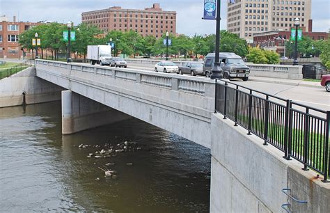 The Flint Water Crisis: A Special Edition Environment and Health Roundtable - Edge Effects