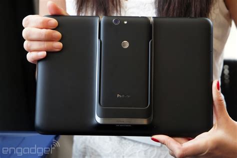 Hands-on with the PadFone X: ASUS' phone-tablet hybrid arrives in the US