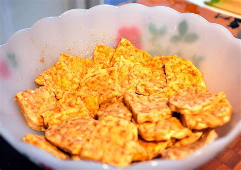 Fried tempeh - tempeh goreng - classic recipe