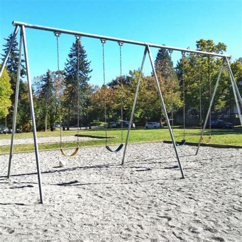 Sunnyside Park Playground - Vancouver Playgrounds