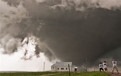 South Dakota Cone Tornado and Storm Chasers - Fred Wasmer Photography