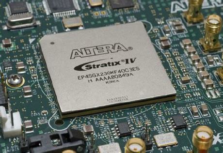 Stratix-IV FPGA Altera | Download Scientific Diagram