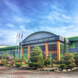 Pusat Latihan Teknologi Tinggi (ADTEC) Batu Pahat, Vocational school