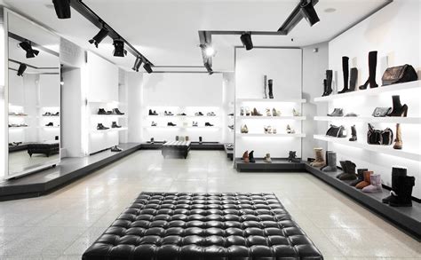 Retail Shop Interior Design – Jkreativ Interior Designer