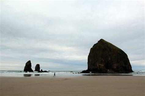 Living with tourists – Haystack Rock, at Cannon Beach in Oregon – You ...