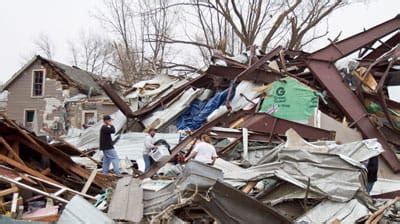 Mapleton, Iowa Ravaged by Tornado