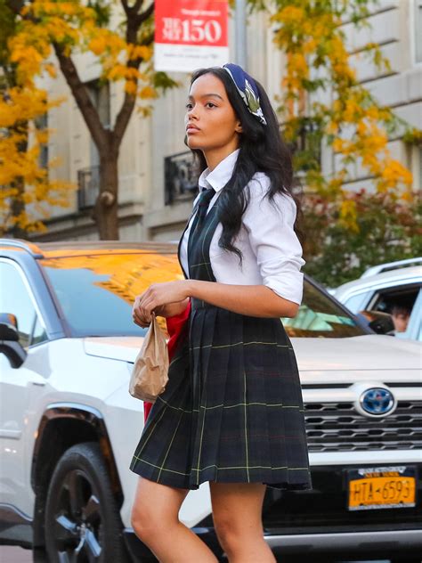 ‘Gossip Girl’ Fashion Trends: How The Reboot Embrace Prep School Flair ...