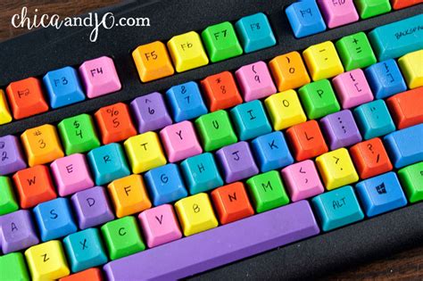 DIY Colorful Computer Keyboard | Chica and Jo