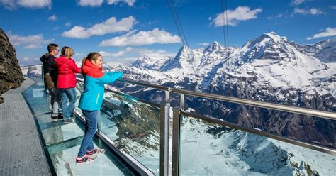 Aerial cableway ticket to Schilthorn Piz Gloria from Stechelberg | musement