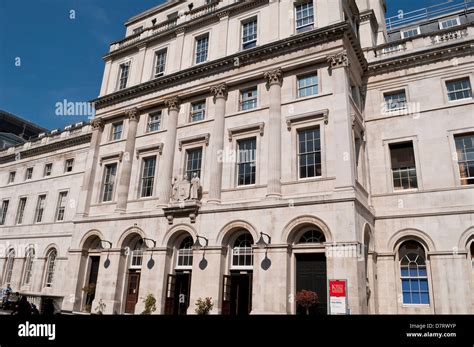 King’s college london hi-res stock photography and images - Alamy