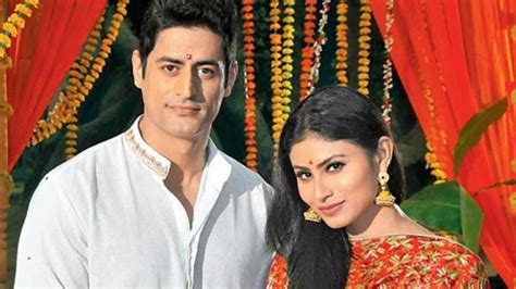 Mohit Raina Mouni Roy Wedding - Mohit Raina Mouni Roy Says Married ...