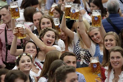 Millions of people, millions of liters of suds flow at Oktoberfest | Nation and World | News