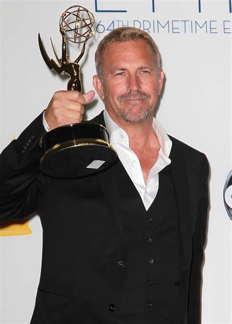 Kevin Costner Picture 51 - 64th Annual Primetime Emmy Awards - Arrivals