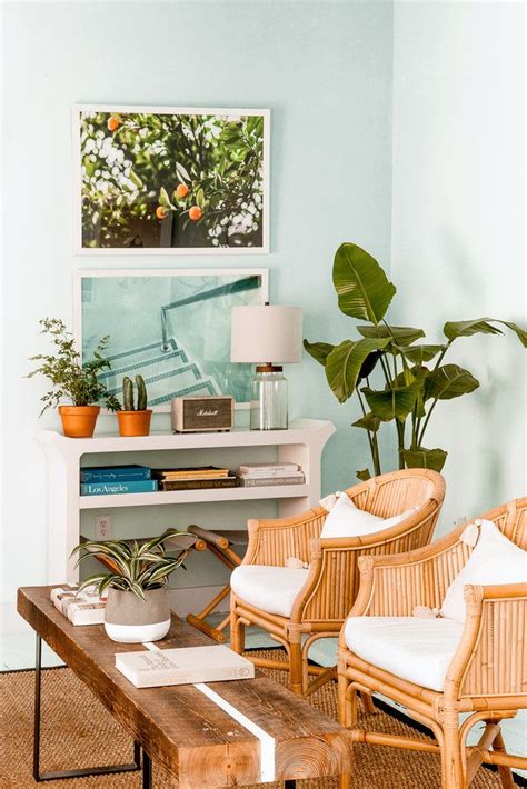 25+ Inspiring Tropical Living Room Ideas for This Summer