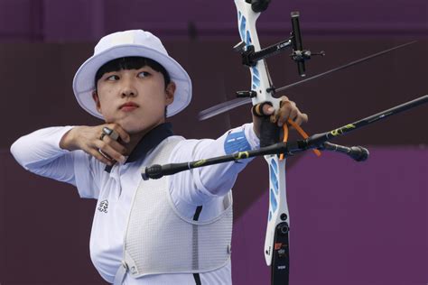 13 Asian Female Athletes Who Made History at Tokyo Olympics 2020 ...