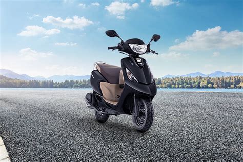 TVS Scooty Zest Matte Series Price, Images, Mileage, Specs & Features