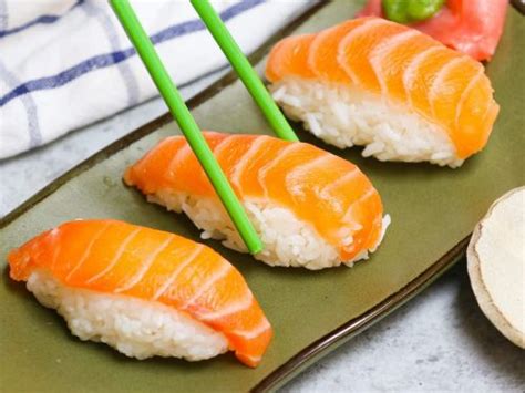 Learn How to Make Sushi Rice in 5 Easy Steps - Parhlo