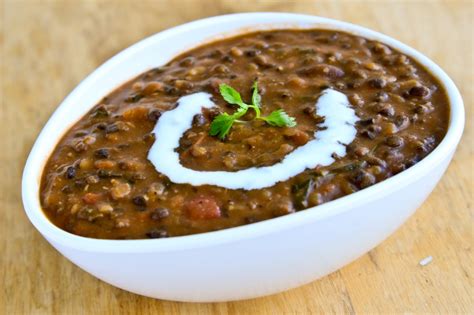 Dal Makhani Hummus Recipe, How to make Dal Makhani Recipe - Vaya.in