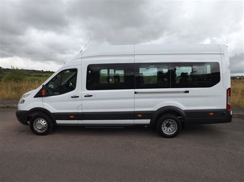 Ford Transit Trend T460 125bhp 17 Seat Minibus