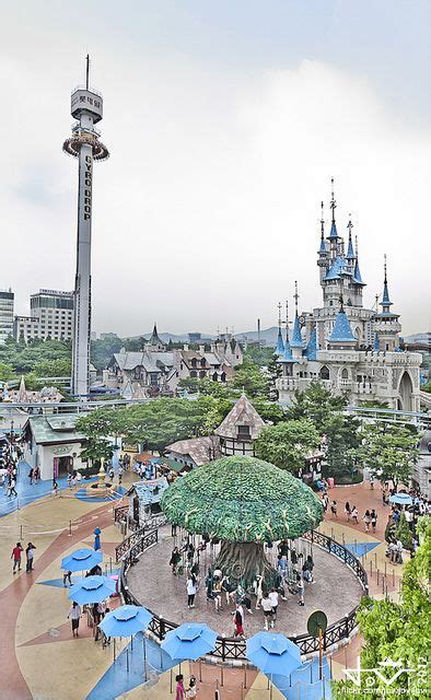 Lotte World: Magic Island (Outdoor) Theme Park | South korea travel ...