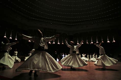 AP PHOTOS: Turkey's whirling dervishes honor Sufi poet | AP News