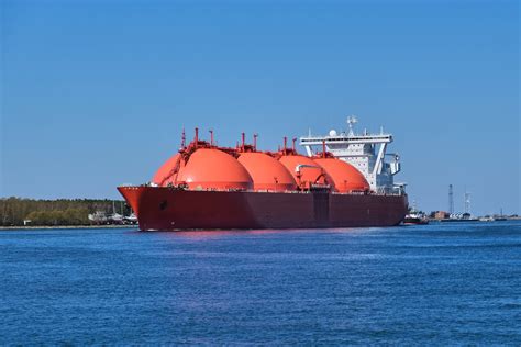 LNG Carrier Spot Charter Rates Hit Record Highs