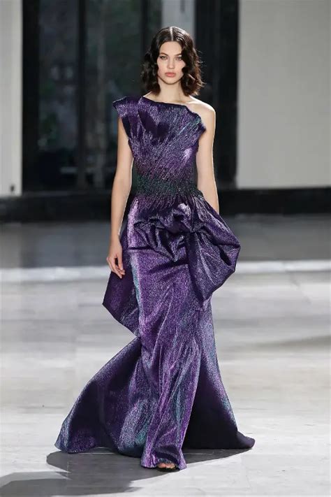 Tony Ward Couture Spring Summer 2023 Paris - NOWFASHION