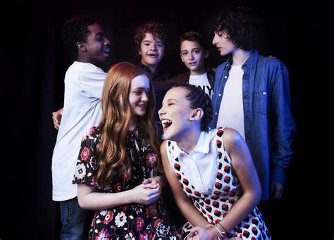 'Stranger Things' Cast ~ TVLine SDCC Portrait (HQ) - Stranger Things fotografia (40585118) - fanpop