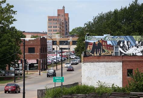 Michael Overall: Can online shopping actually help downtown revitalization in the Tulsa area ...