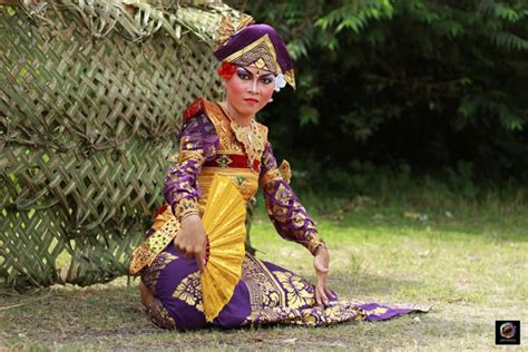 Budaya Nusantara: Tarian Nusantara (Bali)