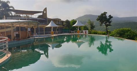 Best one day resort near Pune