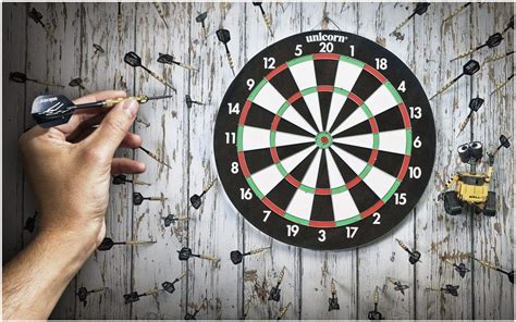 Dart Games To Play Online / Amazon Com Gran Board 3s Green Online ...