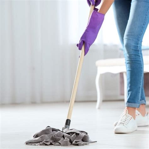 5 Best Mops for Laminate Floors | The Family Handyman